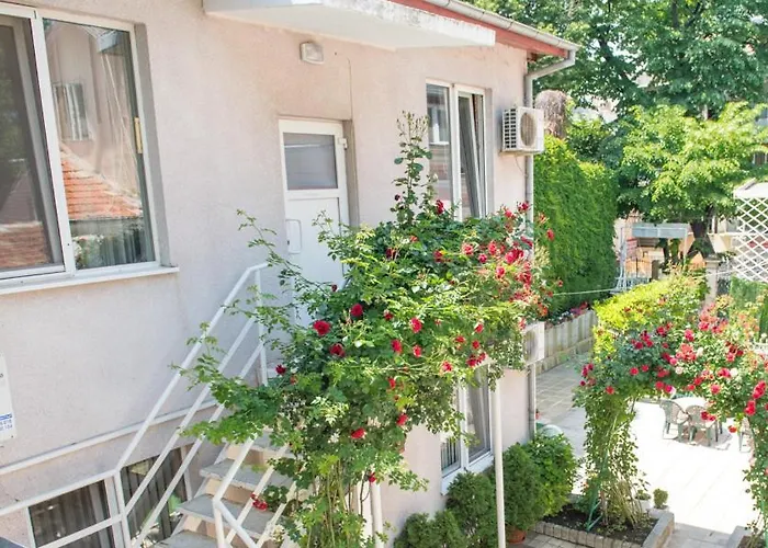 за гости ゲストハウス *